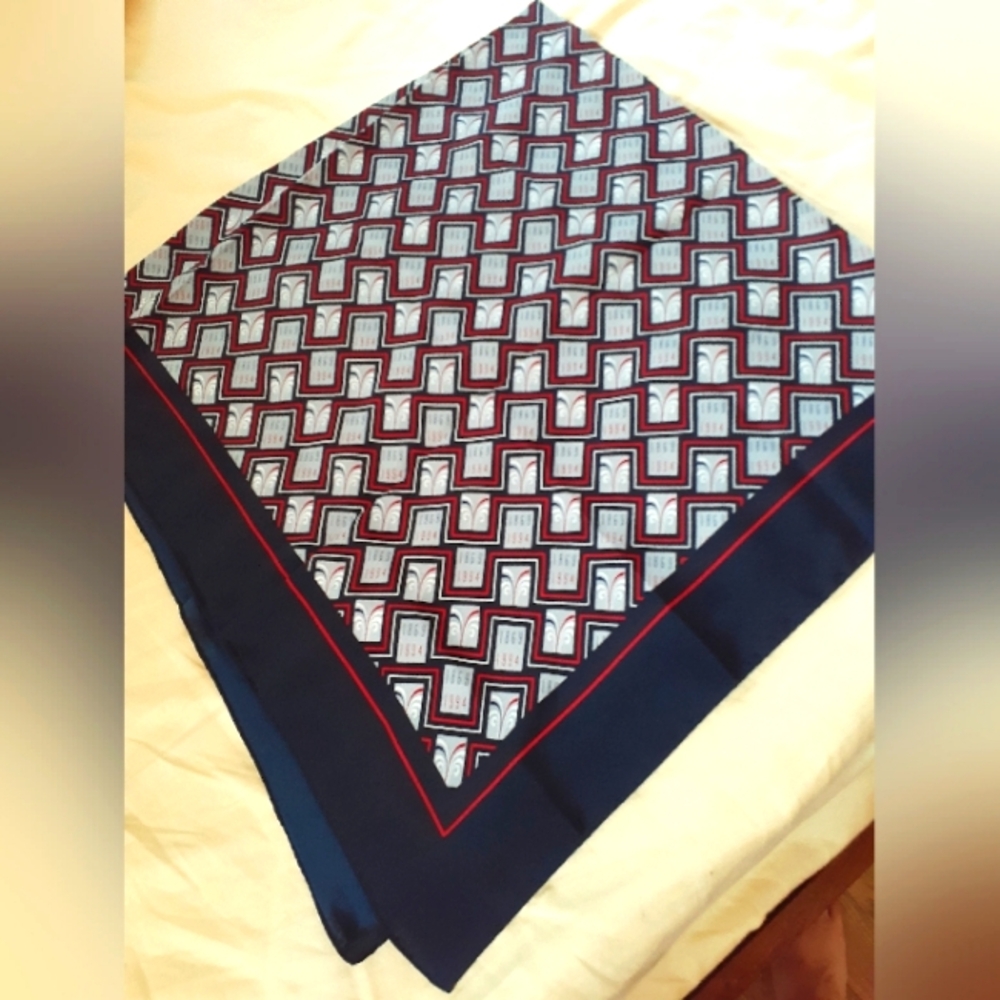 Vtg Eaton Center 125 Years Scarf 1869 - 1994